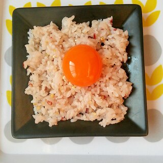 タマチャンショップの三十雑穀で♪黄身のせすし飯♪